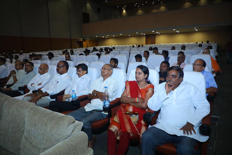 Sri Mulugu Ramalingeshwara Varaprasad Siddhanti was honoured with Jyotishyasastra Vignana Visharadha at Tummalapalli Kalakshetram, Vijayawada (179)